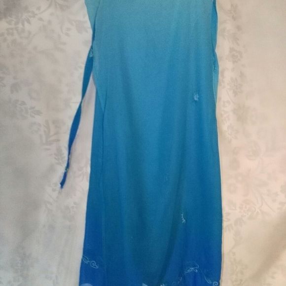 3 / $30 + 15% Discount - A See-through Sarong - Picture 3 of 10